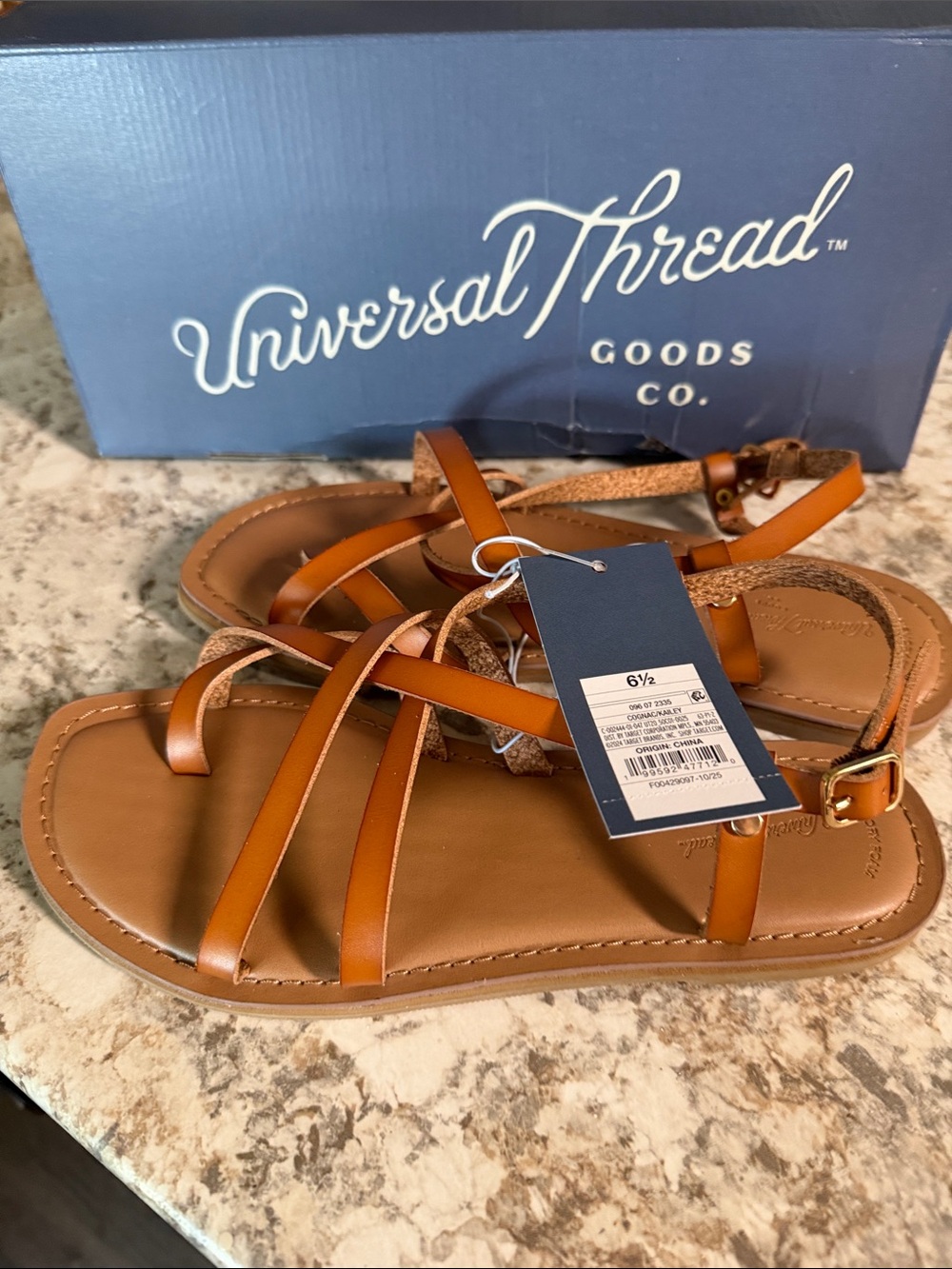 Universal Thread Tan Strappy Women's Sandals